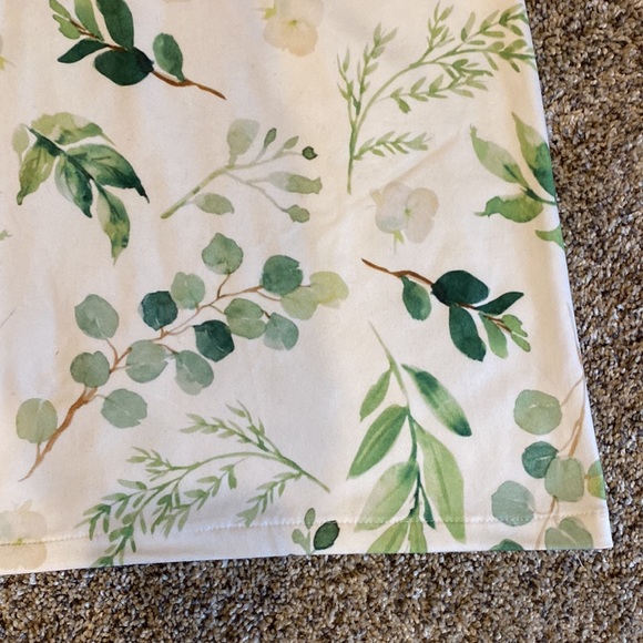 Car Seat/Nursing cover - Picture 3 of 8